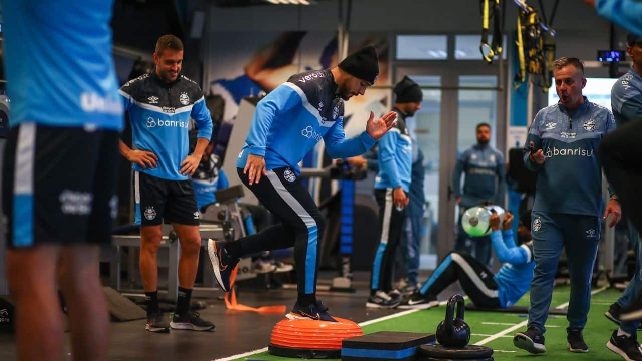 portaldogremista.com.br chuva em porto alegre inunda ct do gremio e preocupa diretoria treino gremio academia