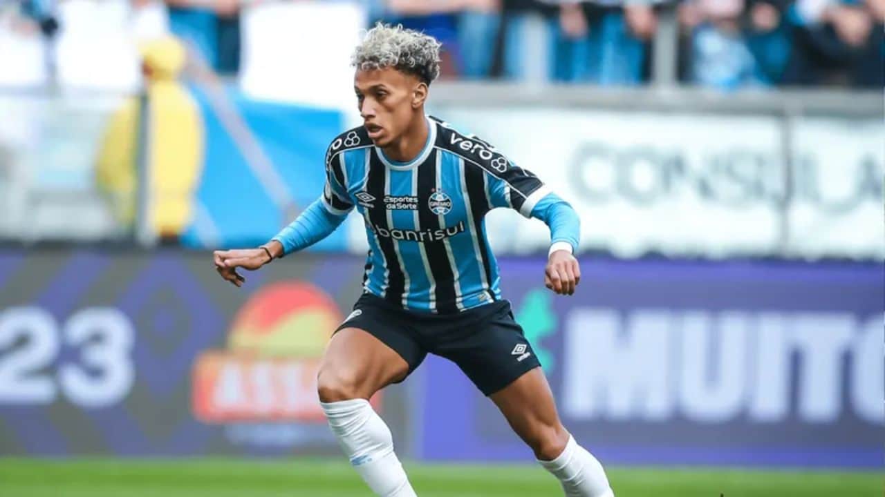 Ex-time de Bitello rejeita acordo com o Grêmio e venda está por um fio
