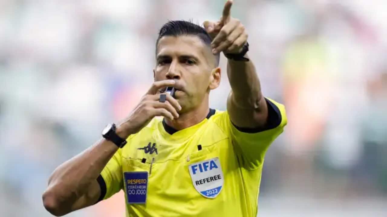 portaldogremista.com.br em meio a polemicas cbf bate o martelo e define arbitragem para gremio x palmeiras gremio x palmeiras bruno arleu de araujo