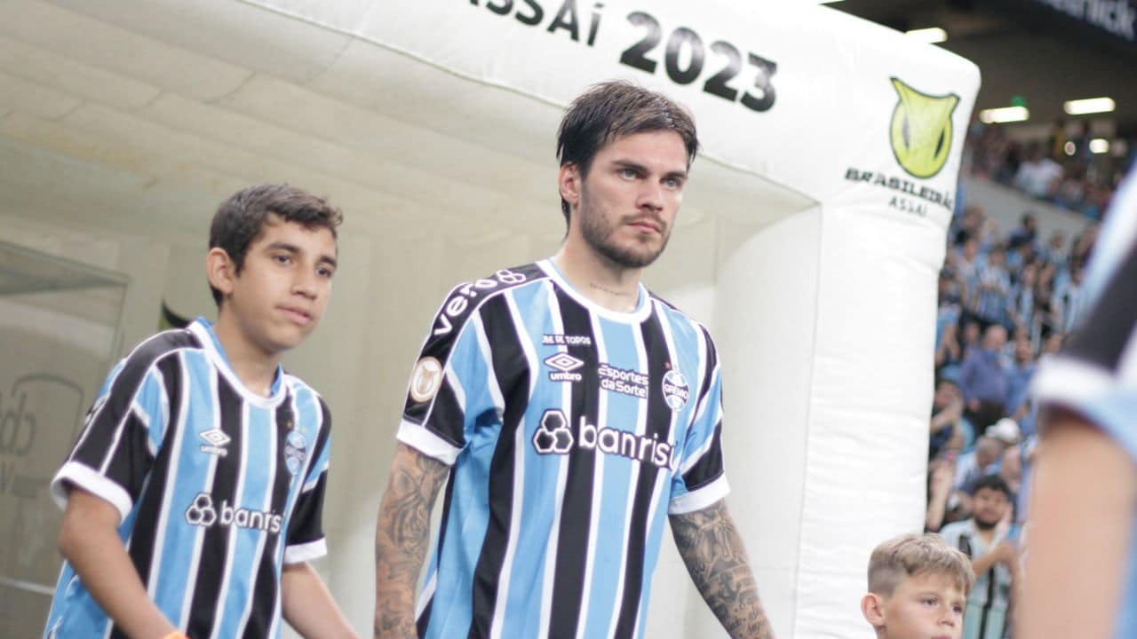 Nathan pescador grêmio deixar o clube