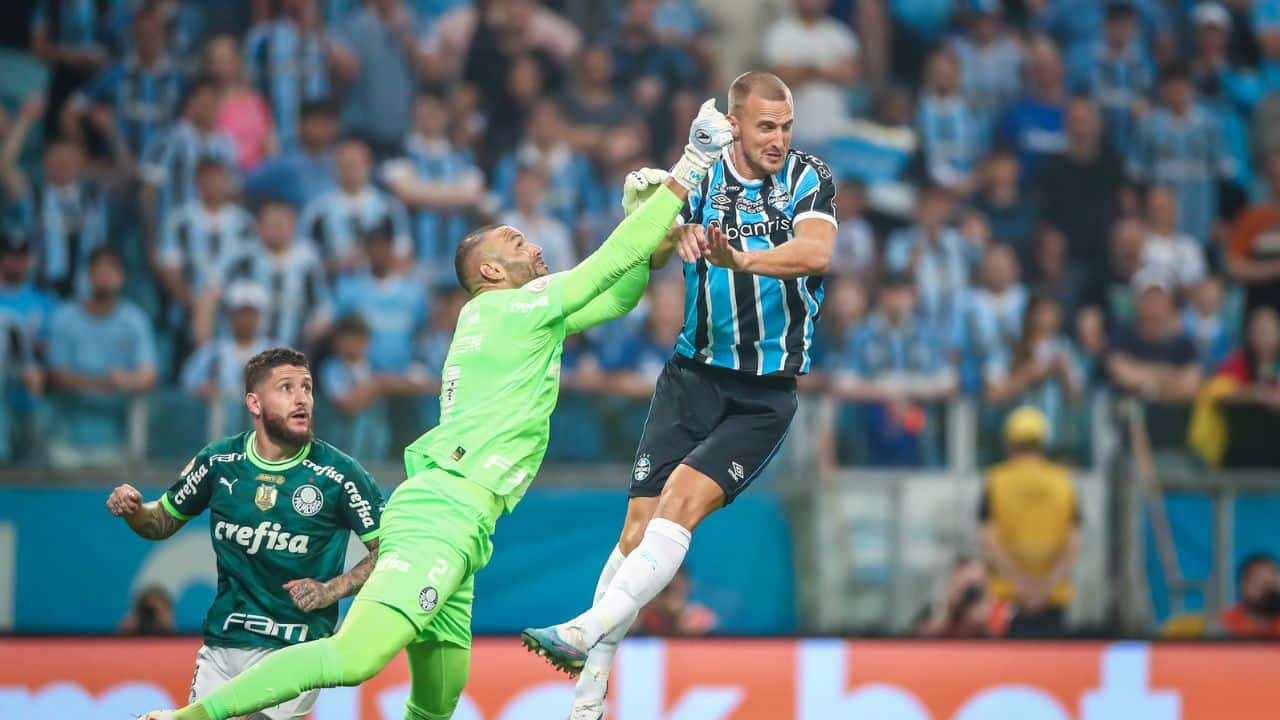 Lesão Rodrigo Ely Grêmio Palmeiras