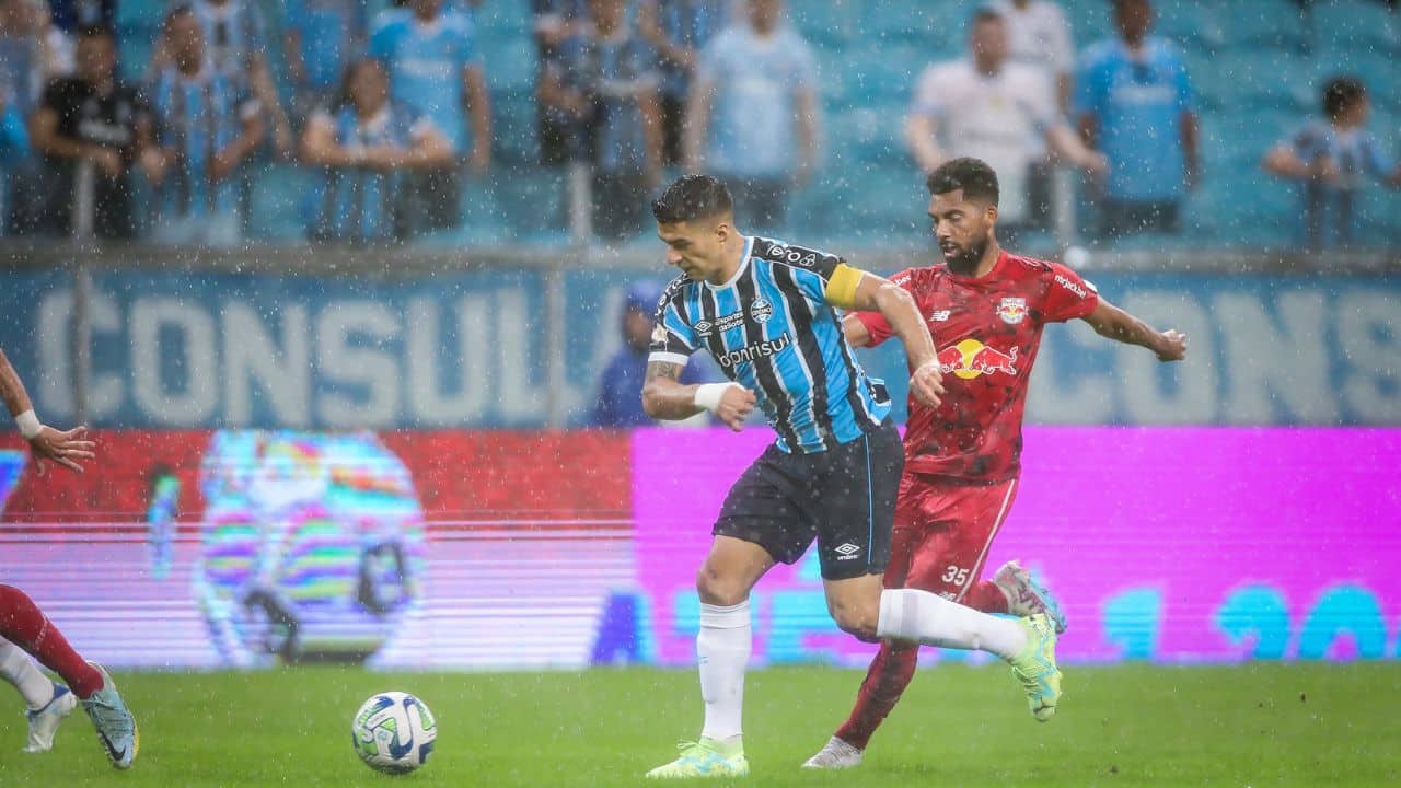 Atlético-MG x Grêmio: Hulk e Suárez colecionam semelhanças antes de  confronto direto, futebol