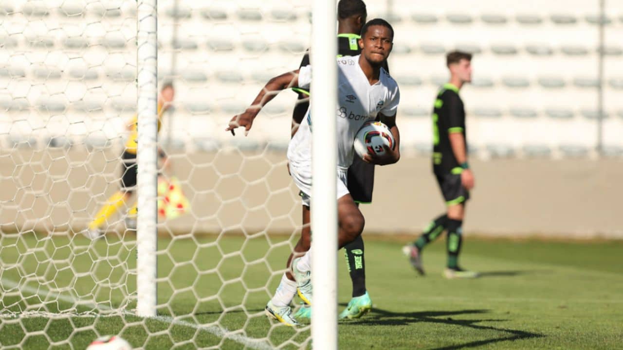 O Grêmio volta a jogar pela Copa FGF