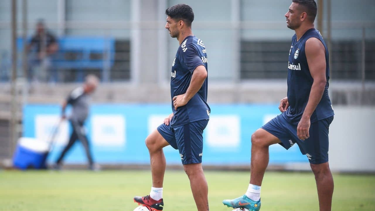 Suárez e Diego Souza Grêmio