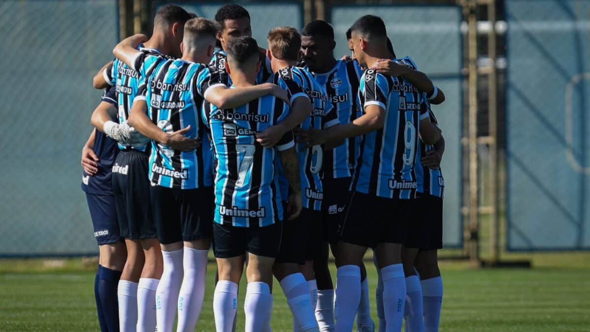 Volante do Grêmio abre o coração e revela expectativa para jogo da Copa do Brasil Sub