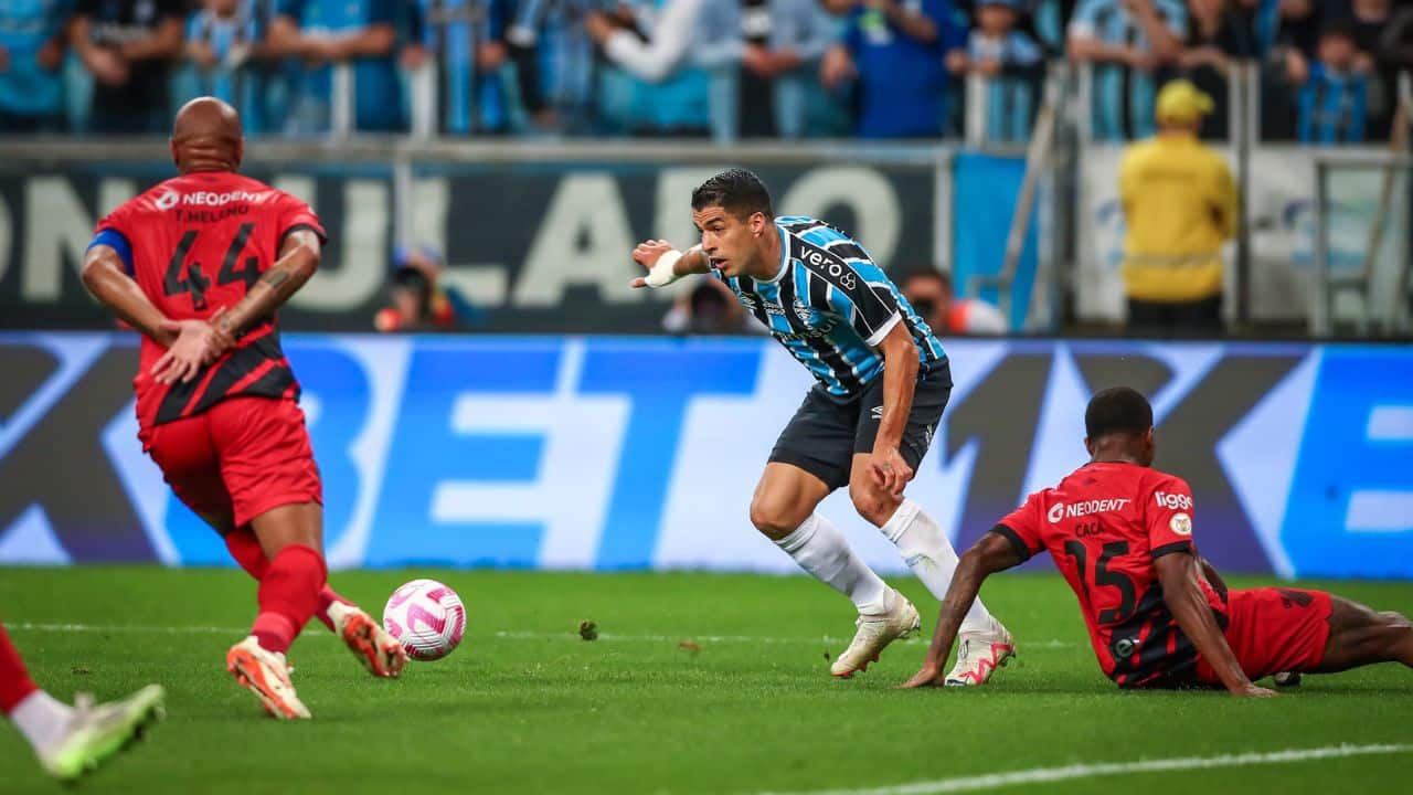 Suárez Grêmio Athletico-PR Brasileirão 2023