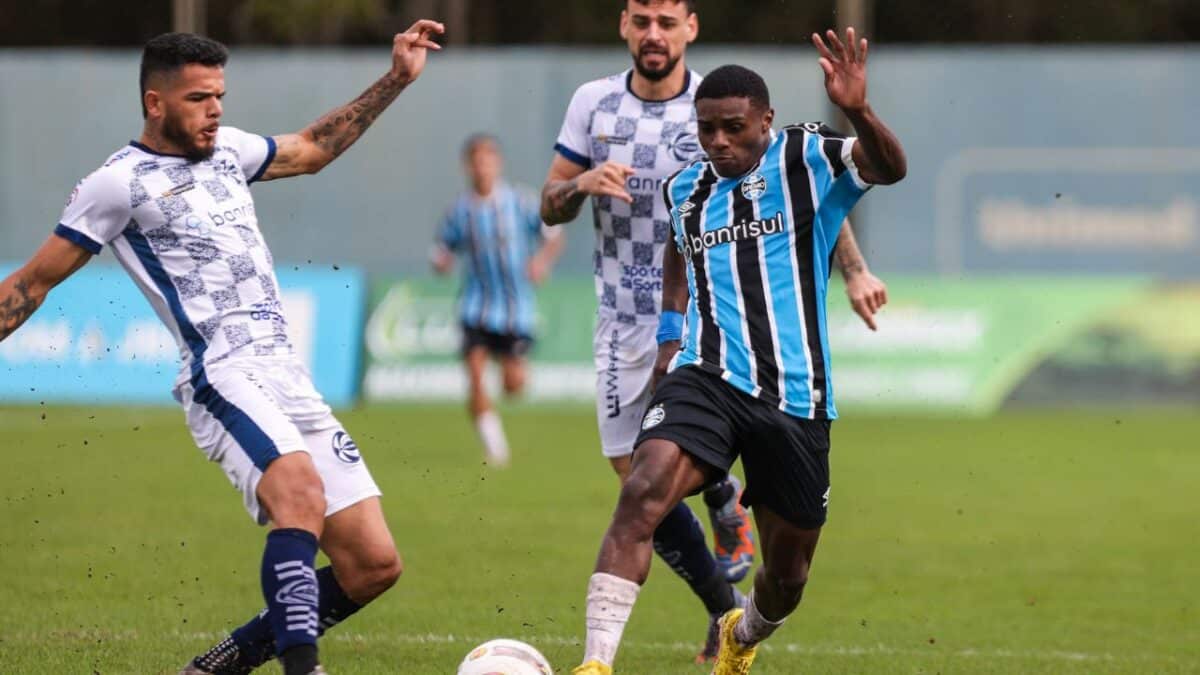 Grêmio aplica 11 a 0 sobre o Rio Pardense e assume a liderança no grupo C  da Copa FGF