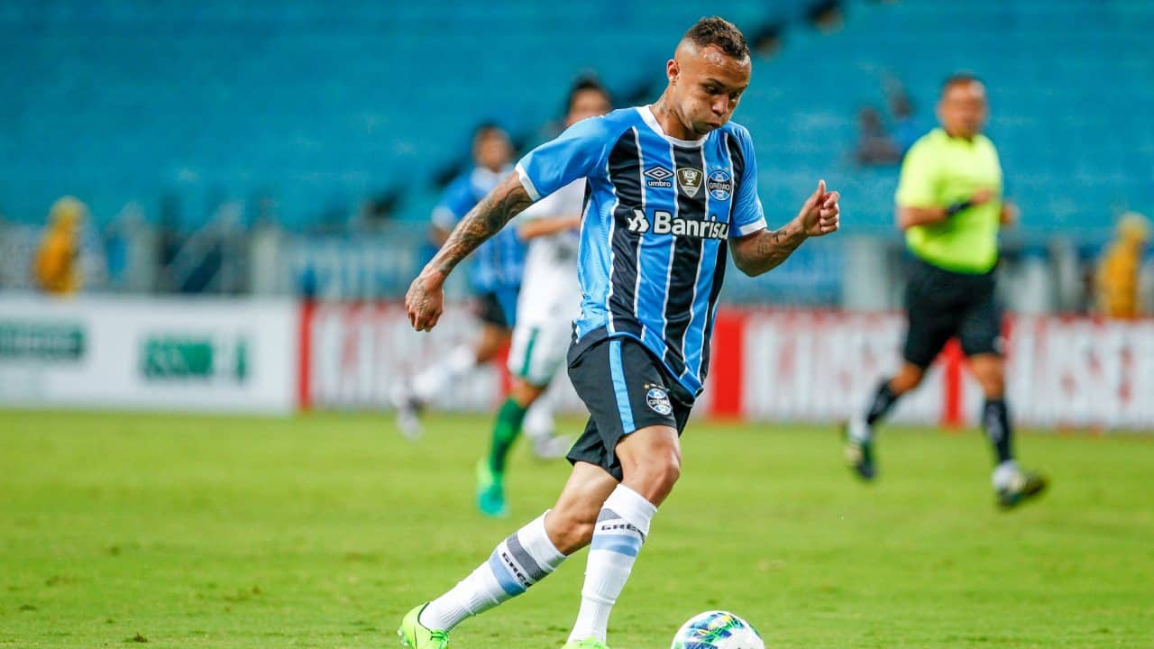 Grêmio América-MG Everton Cebolinha