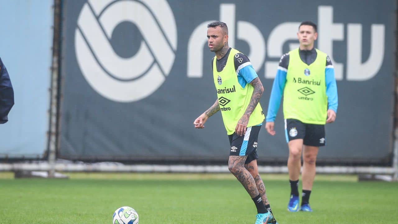 Luan treino Grêmio Brasileirão