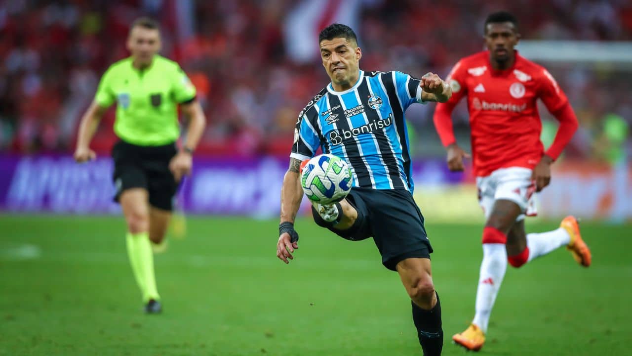 Suárez GreNal 440 Inter x Grêmio Brasileirão 2023