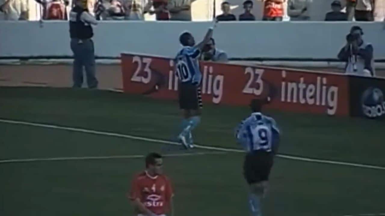 Ronaldinho Gaúcho - Grêmio x Inter - GreNal 347 em 2000