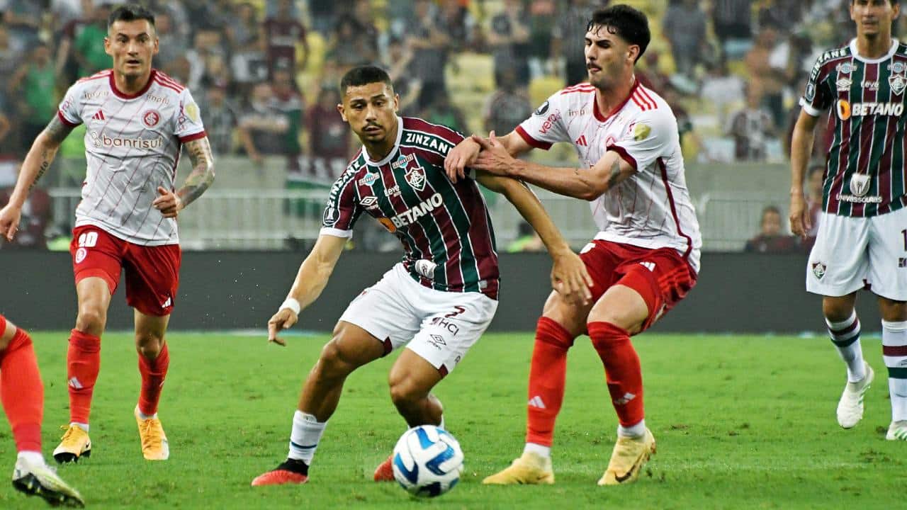 Internacional e Fluminense duelam por vaga na final da Libertadores