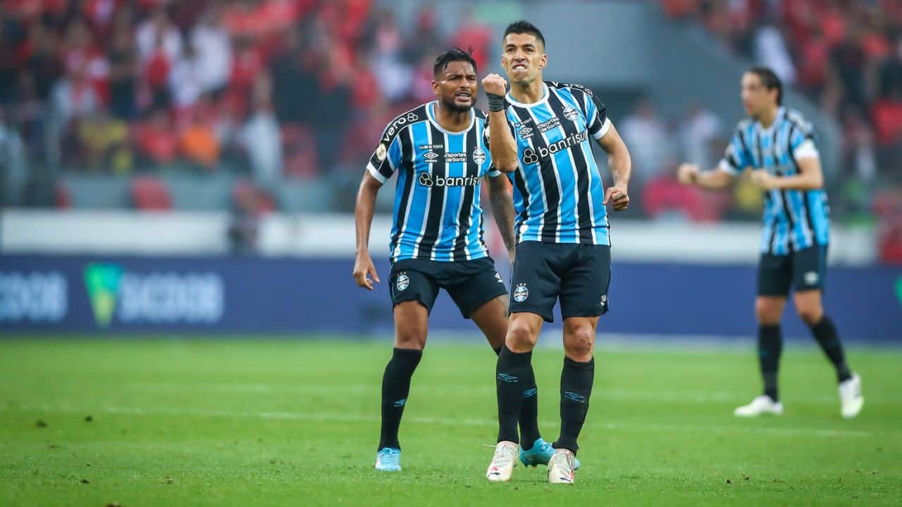 Luis Suárez e Reinaldo - Inter x Grêmio - GreNal 440 - Brasileirão 2023