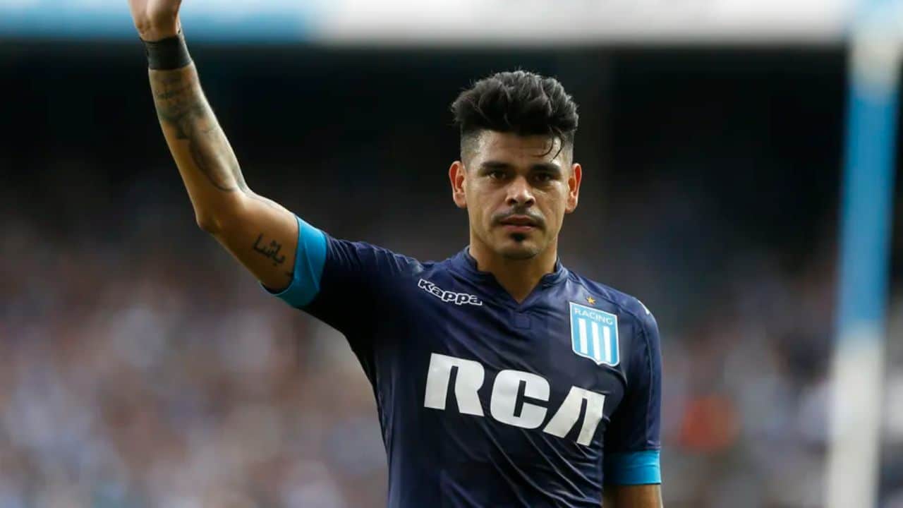 portaldogremista.com.br top 3 atacantes sul americanos que poderiam substituir suarez no gremio gustavo bou