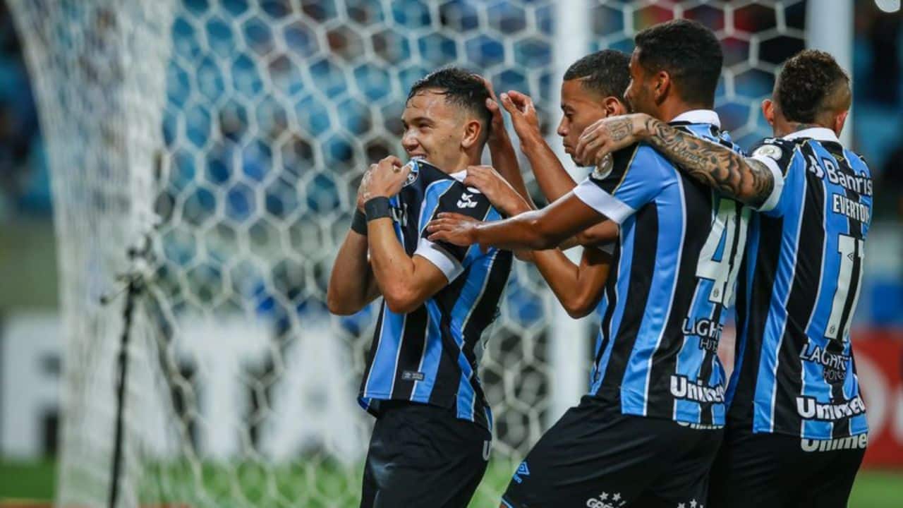 Diniz surpreende - convocação da Seleção Brasileira - ex-Grêmio na lista