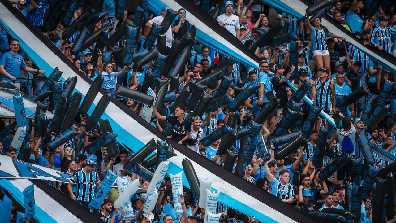 Torcida na Arena do Grêmio