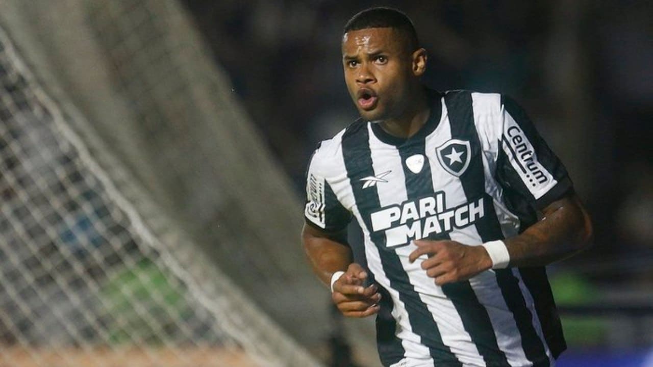 Torcedores do Botafogo - se espantam com negociações do Grêmio - por craques do time