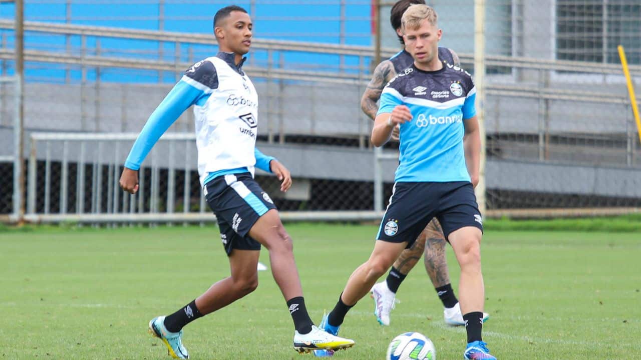 atacante André Henrique Grêmio