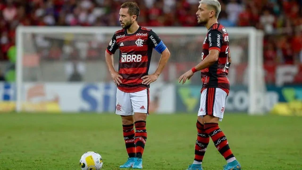Grêmio quer dar chapéu no Inter por craque do Flamengo