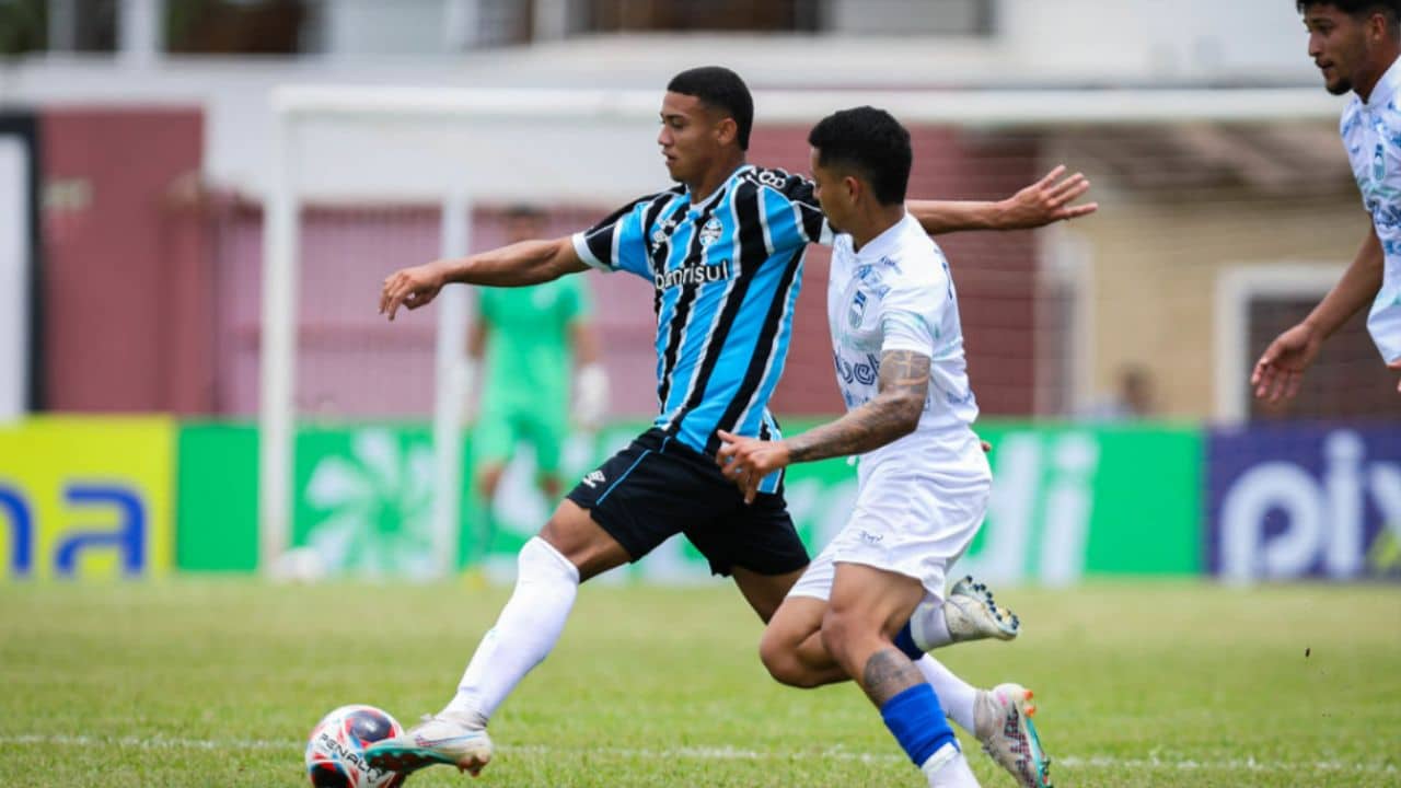 Assista aos melhores momentos de -Grêmio x Serra Branca - pela Copinha 2024