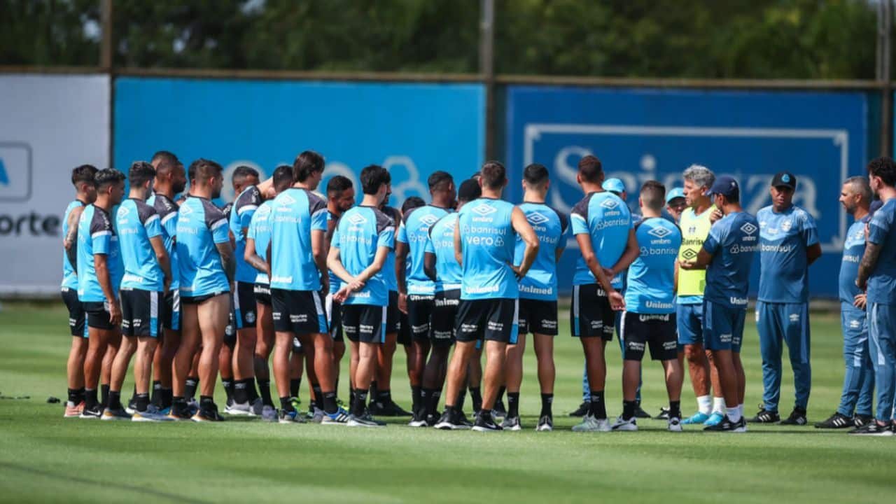 Brum bate o martelo e revela quantas contratações o Grêmio deve fazer nesta janela