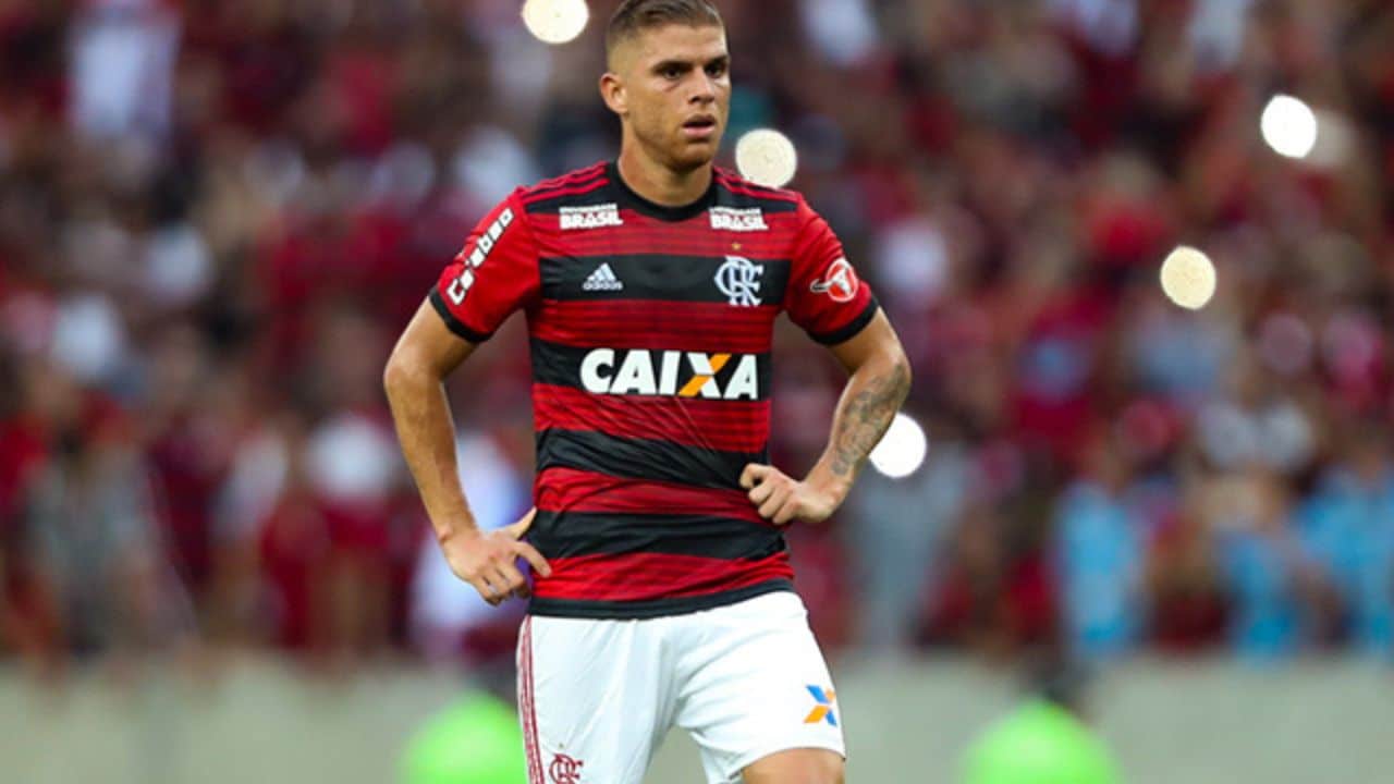 Cuéllar ex-Flamengo Grêmio