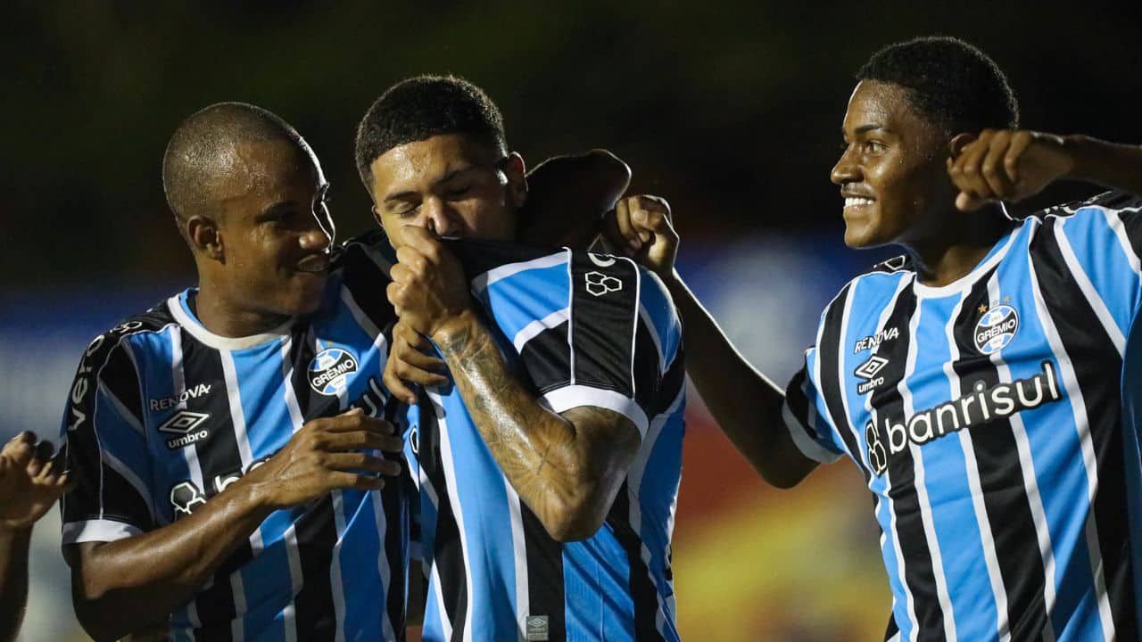 Athletico-PR x Grêmio: saiba onde assistir o duelo do Tricolor pelas oitavas da Copinha