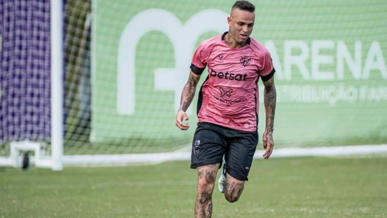 Técnico contraria a torcida Vitória e solta o verbo sobre Luan, ex-Grêmio