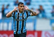 Renato não pode deixar Cristaldo no banco de reservas do Grêmio