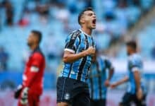 portaldogremista.com.br gremio pode enfrentar problema com o numero de estrangeiros no elenco cristaldo gremio