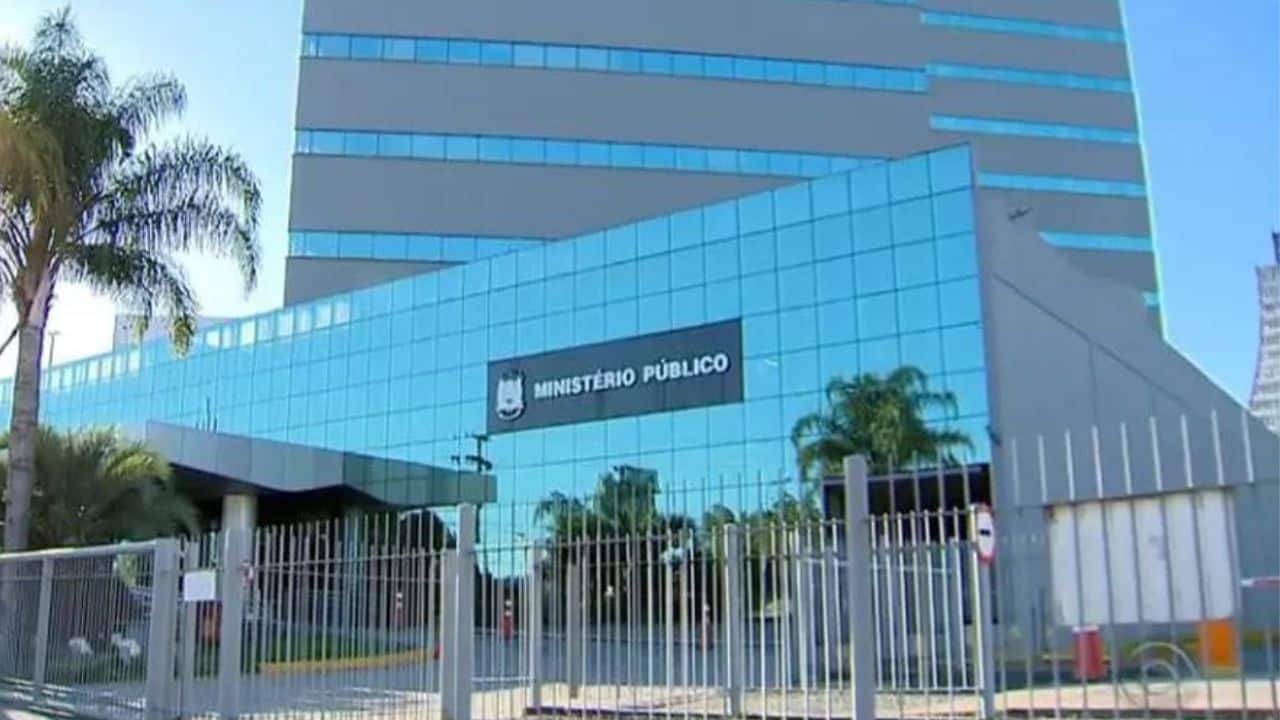 Ministério Público protocola denúncia contra torcida do Inter