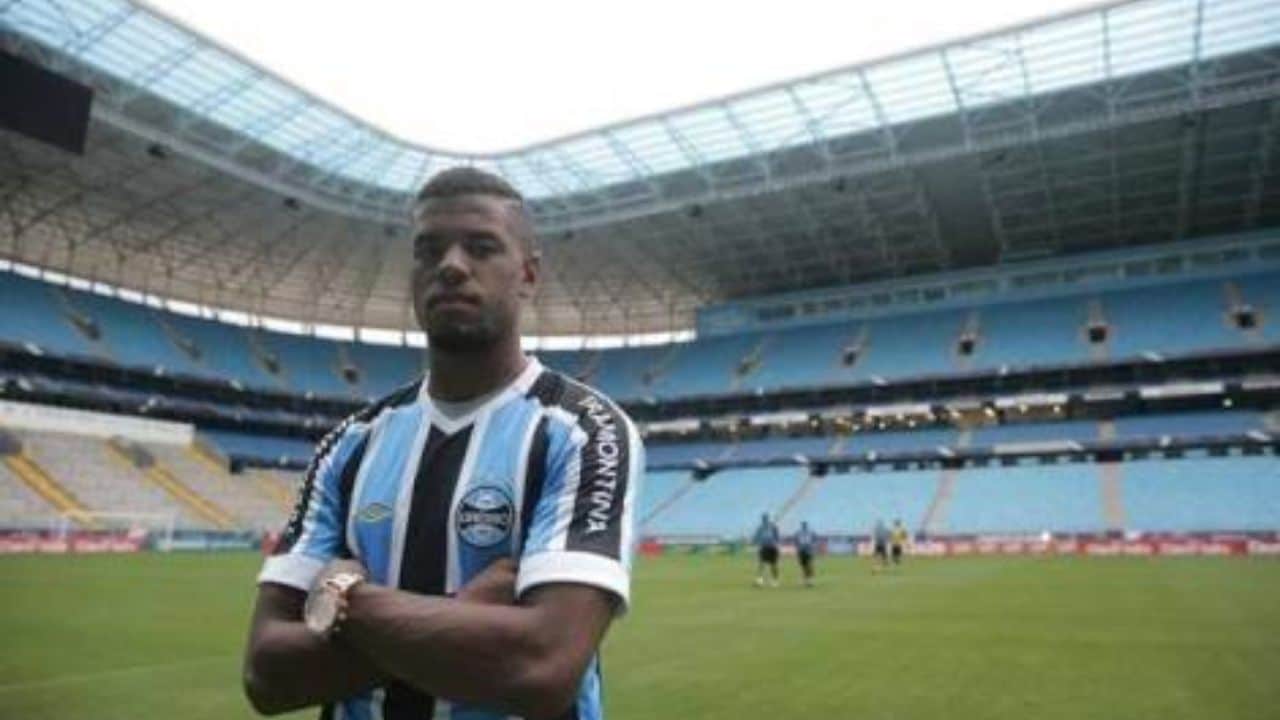 Após seis meses na luta contra um tumor, ex-Grêmio