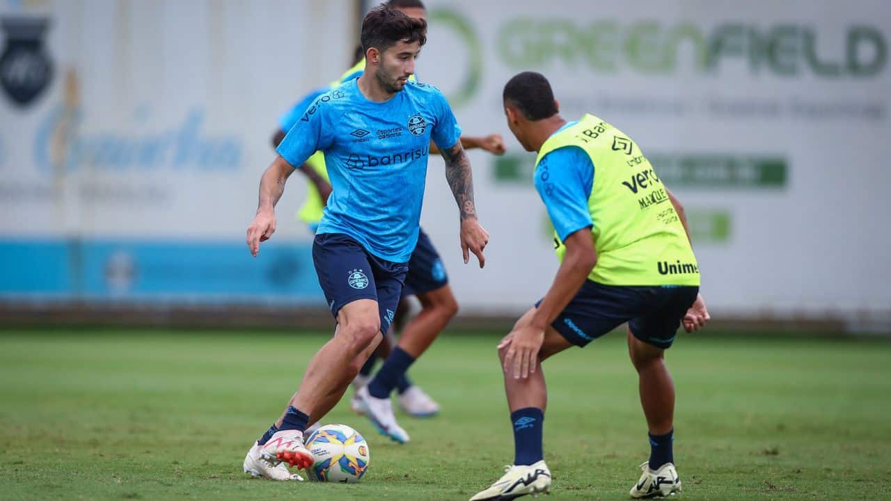 Reapresentação do Grêmio no CT Luiz Carvalho Villasanti