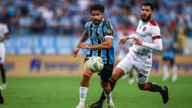 Diego Costa retoma marco pessoal junto ao Grêmio brasileirão