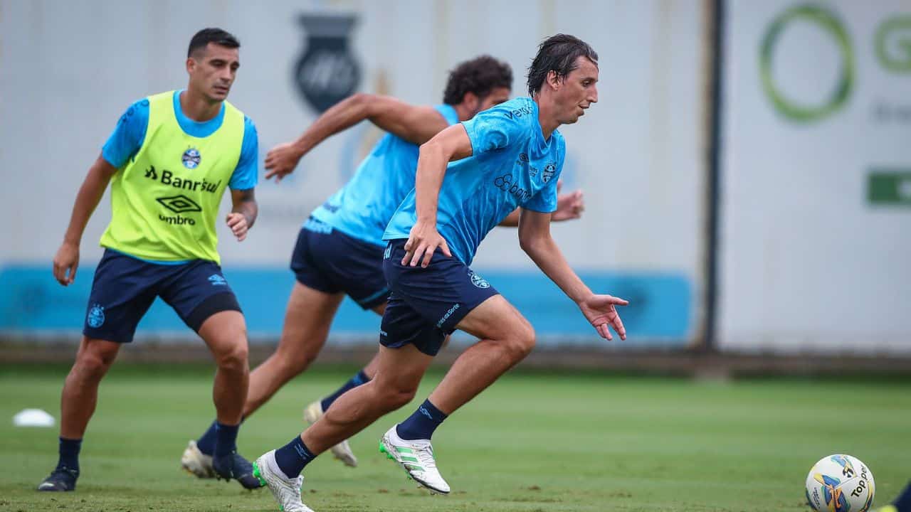 Treino do Grêmio no CT Luiz Carvalho