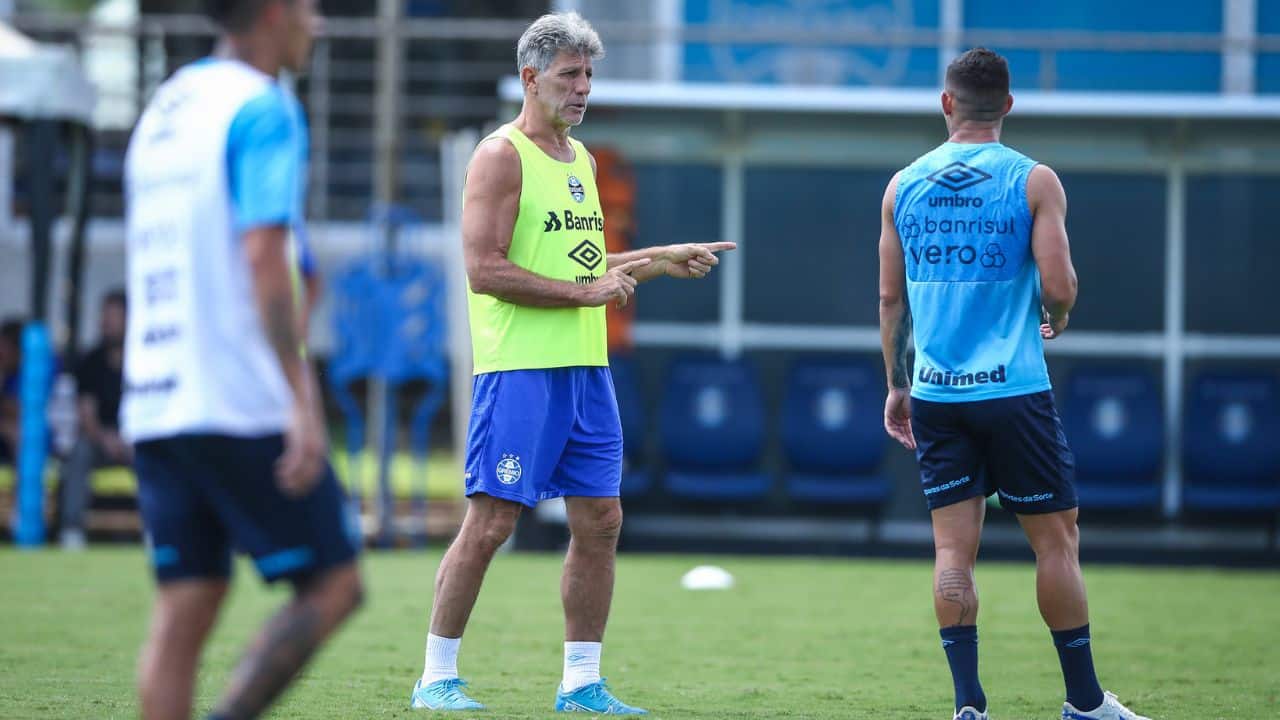 Grêmio mantém mistério em treino fechado para confronto contra Brasil de Pelotas