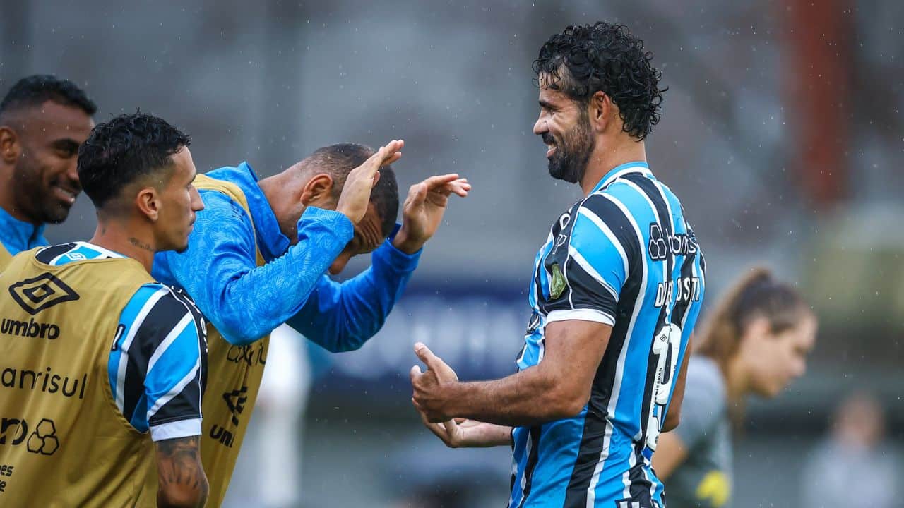 Gremista revela: dois jogadores fora dos planos para temporada no Tricolor