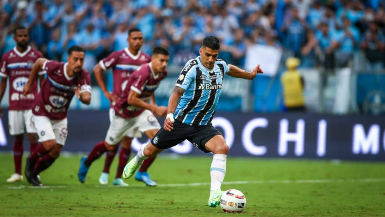 Confrontos históricos entre Grêmio x Caxias pelo Gauchão