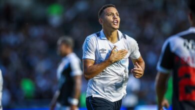 Gustavo martins em Vasco x Grêmio no brasileirao 2024