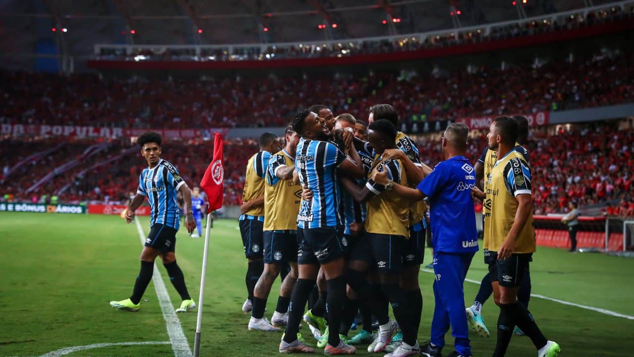 Grêmio parabeniza Inter