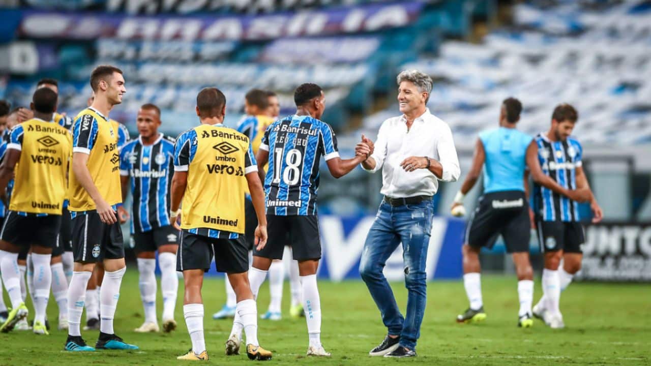 Há 3 anos, Grêmio ganhava do Inter com Léo Chú