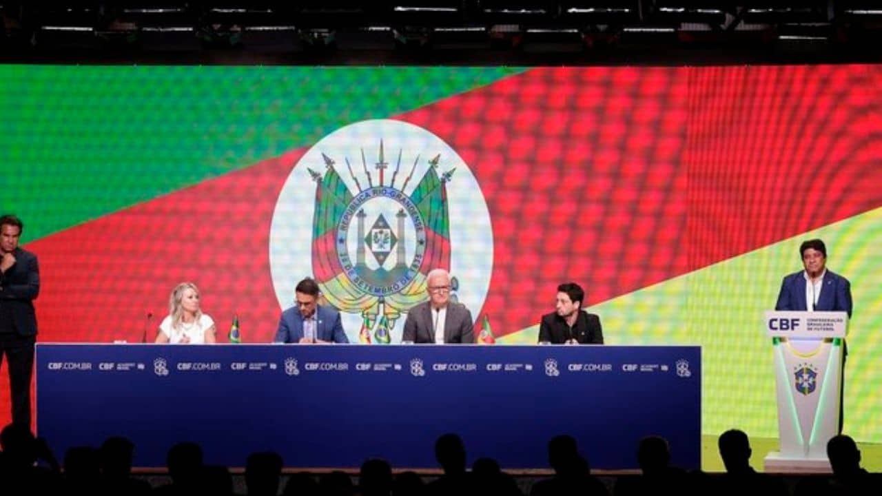 Depois da convocação da Seleção Brasileira, Ednaldo Rodrigues está na Tailândia para o Congresso da Fifa.grêmio