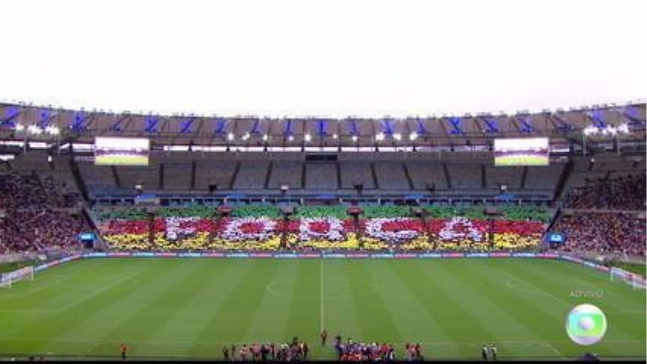 Mosaico é feito para o Rio grande do sul no maracana 