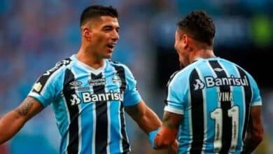 Ex-Grêmio demonstra arrependimento por ter saído do clube e cogita retorna