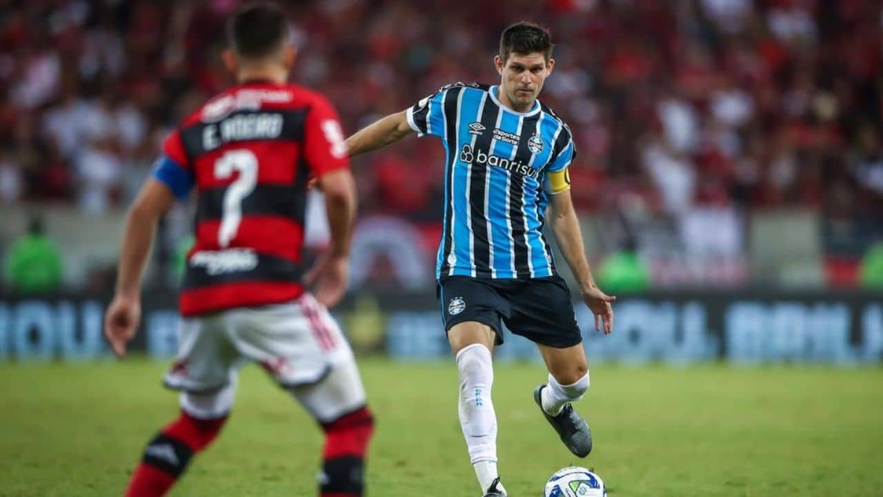 Flamengo x Grêmio pelo Brasileirão deve ter público surreal no Maracanã