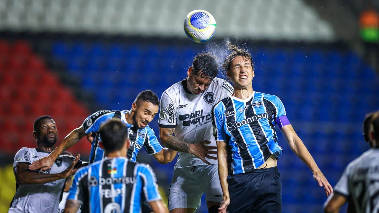 Viraliza vídeo de violência contra torcedores do Grêmio em jogo de campo ‘neutro’ contra o Botafogo