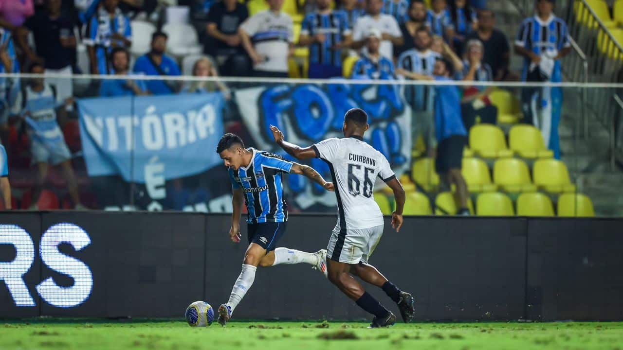 Viraliza vídeo de violência contra torcedores do Grêmio em jogo de campo ‘neutro’ contra o Botafogo