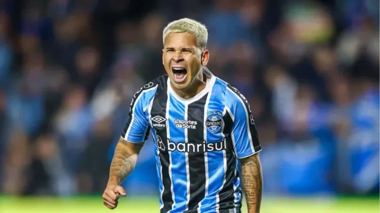 Grêmio aguarda manifestação de Soteldo e cogita grande punição