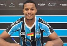 Jardiel renova com o gremio