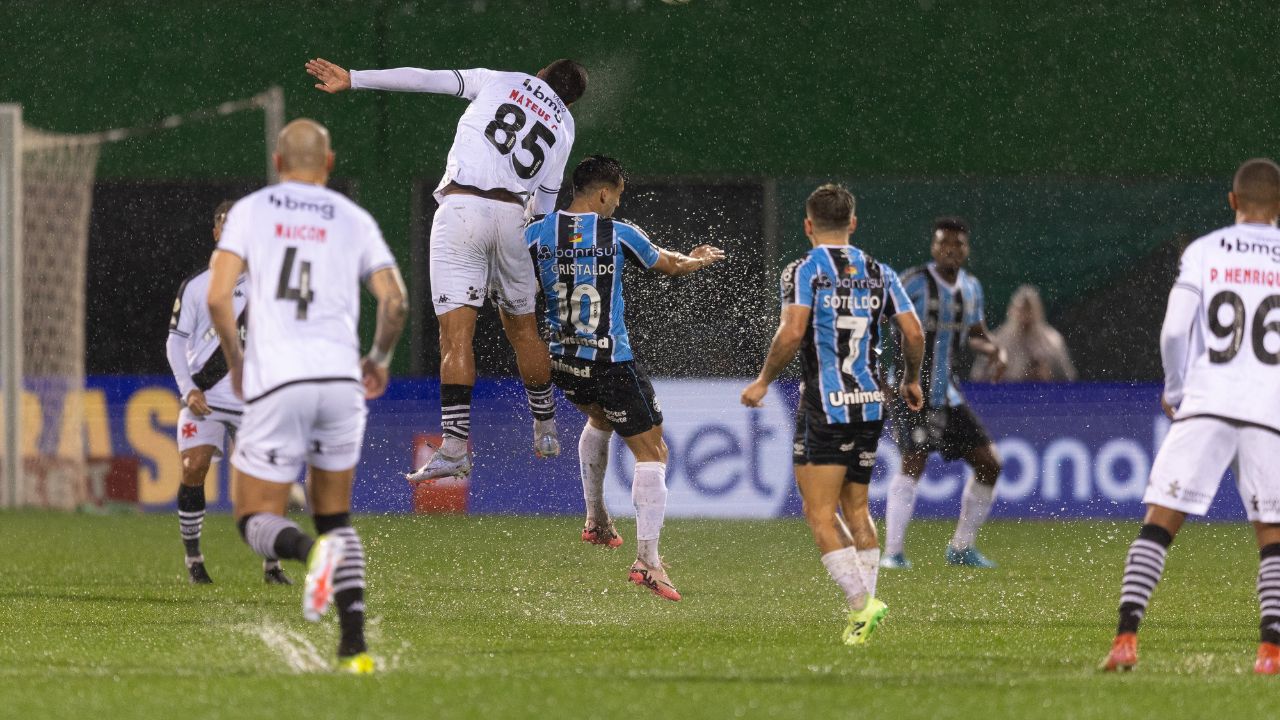 Grêmio x Vasco jogadores soteldo e Cristaldo